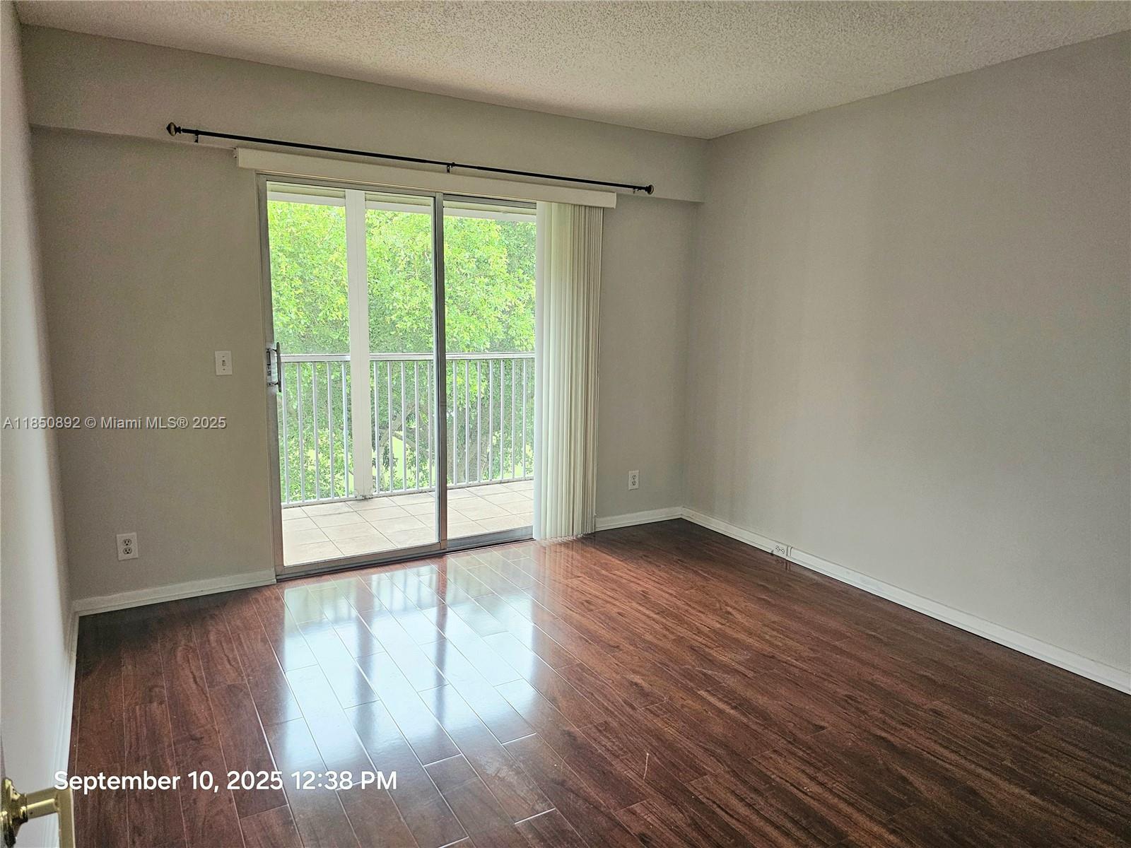 NEW HAMPTON AT CENTURY VI - Residential