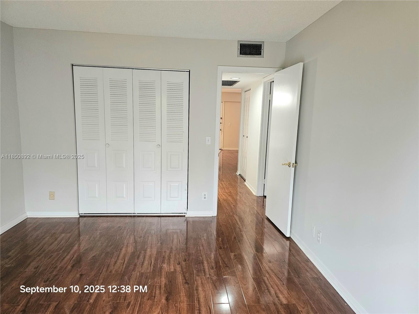 NEW HAMPTON AT CENTURY VI - Residential