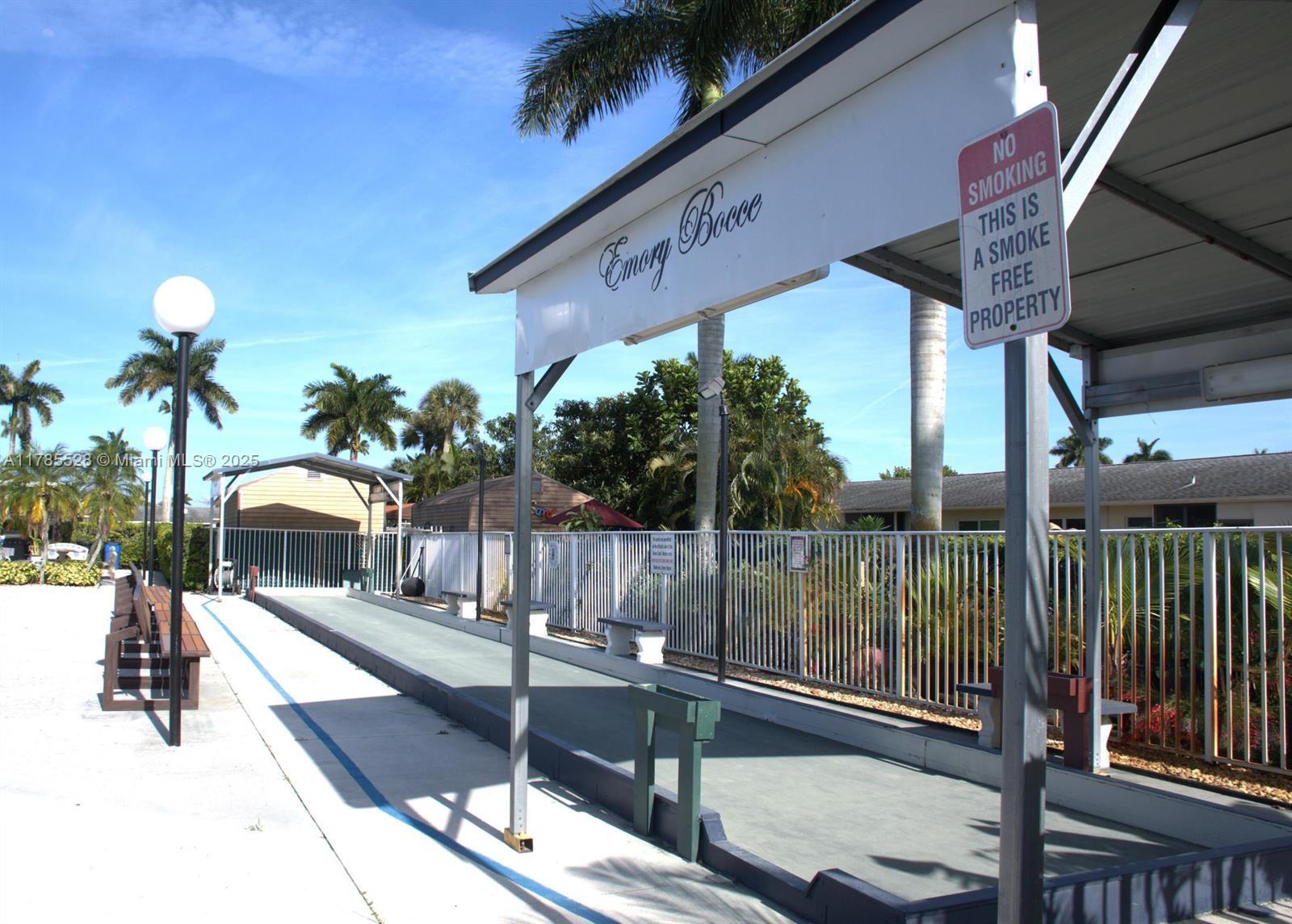 CRESTHAVEN VILLAS 30 COND - Residential
