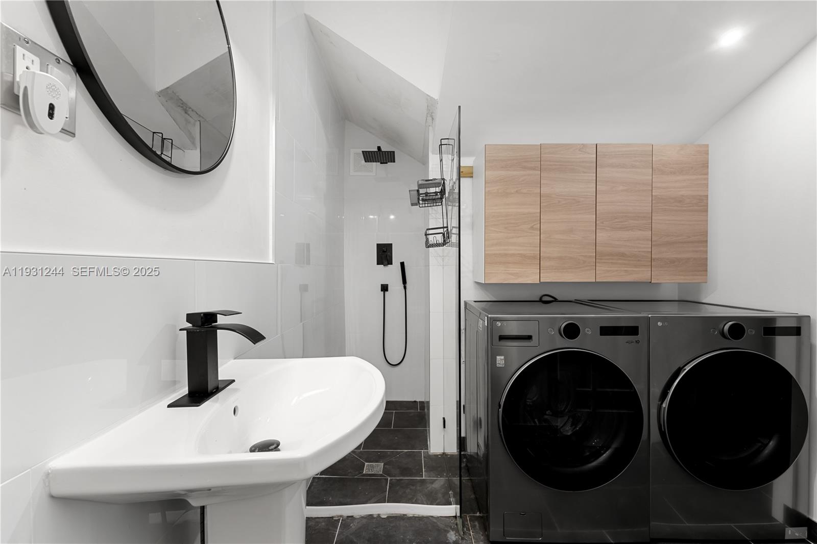 SHORECREST - Residential