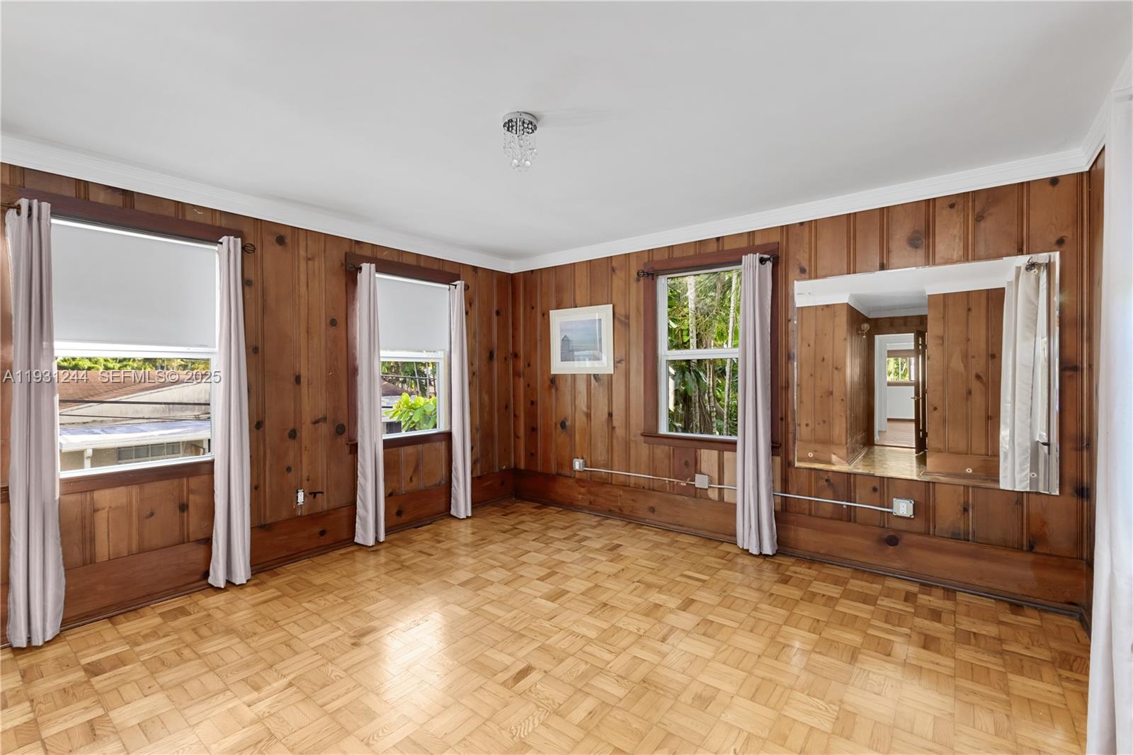 SHORECREST - Residential