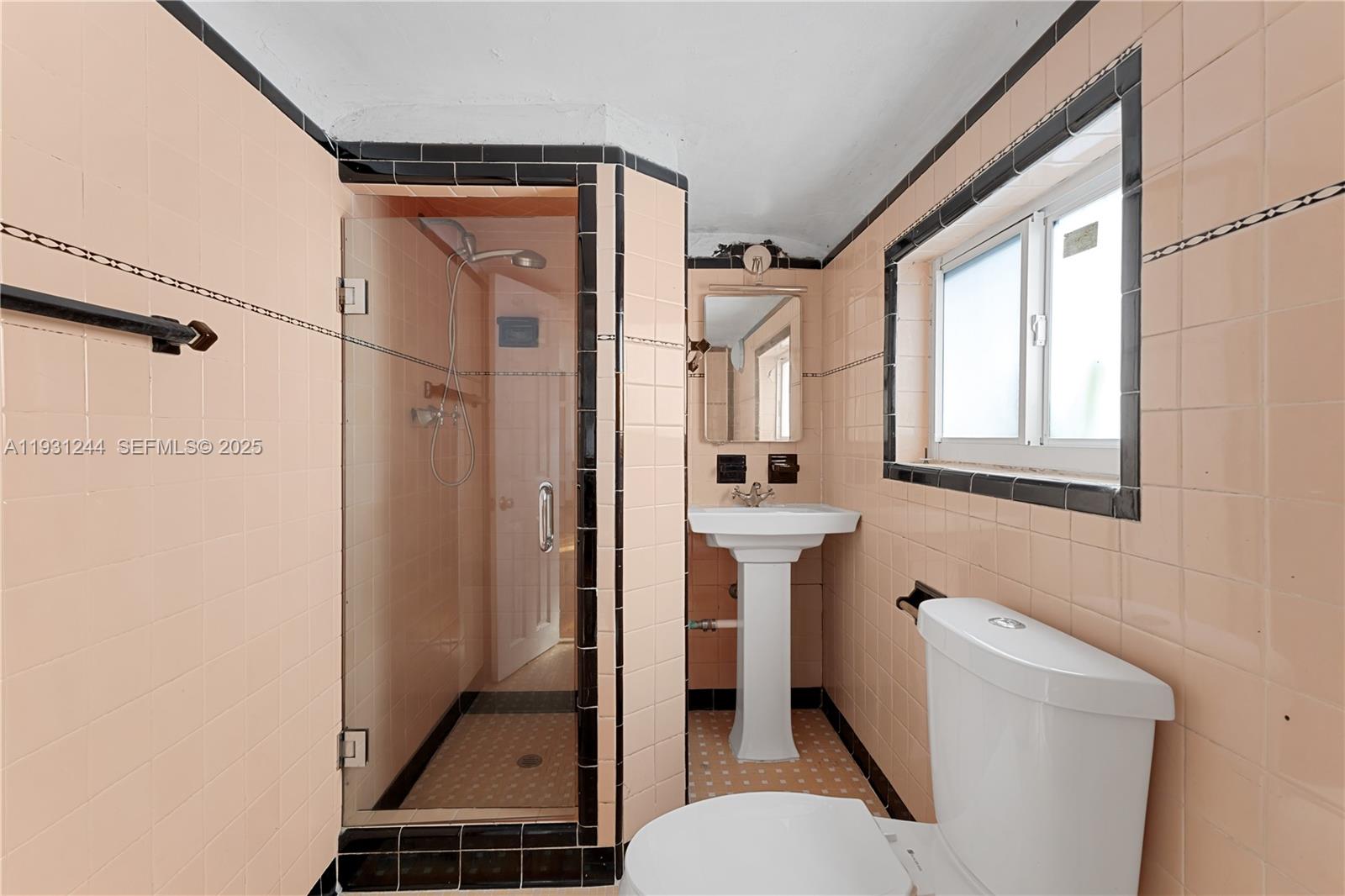 SHORECREST - Residential