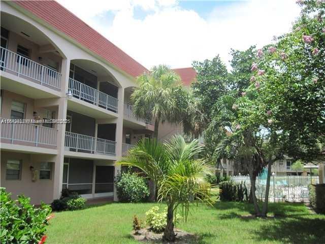 Property for Sale at 541 Blue Heron Dr 114, Hallandale Beach, Broward County, Florida - Bedrooms: 1 
Bathrooms: 1  - $220,000