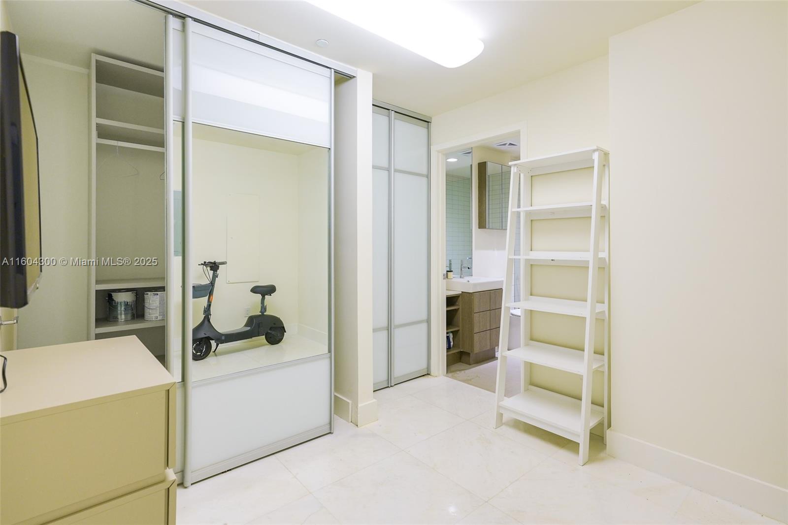 OCEANA KEY BISCAYNE CONDO - Residential