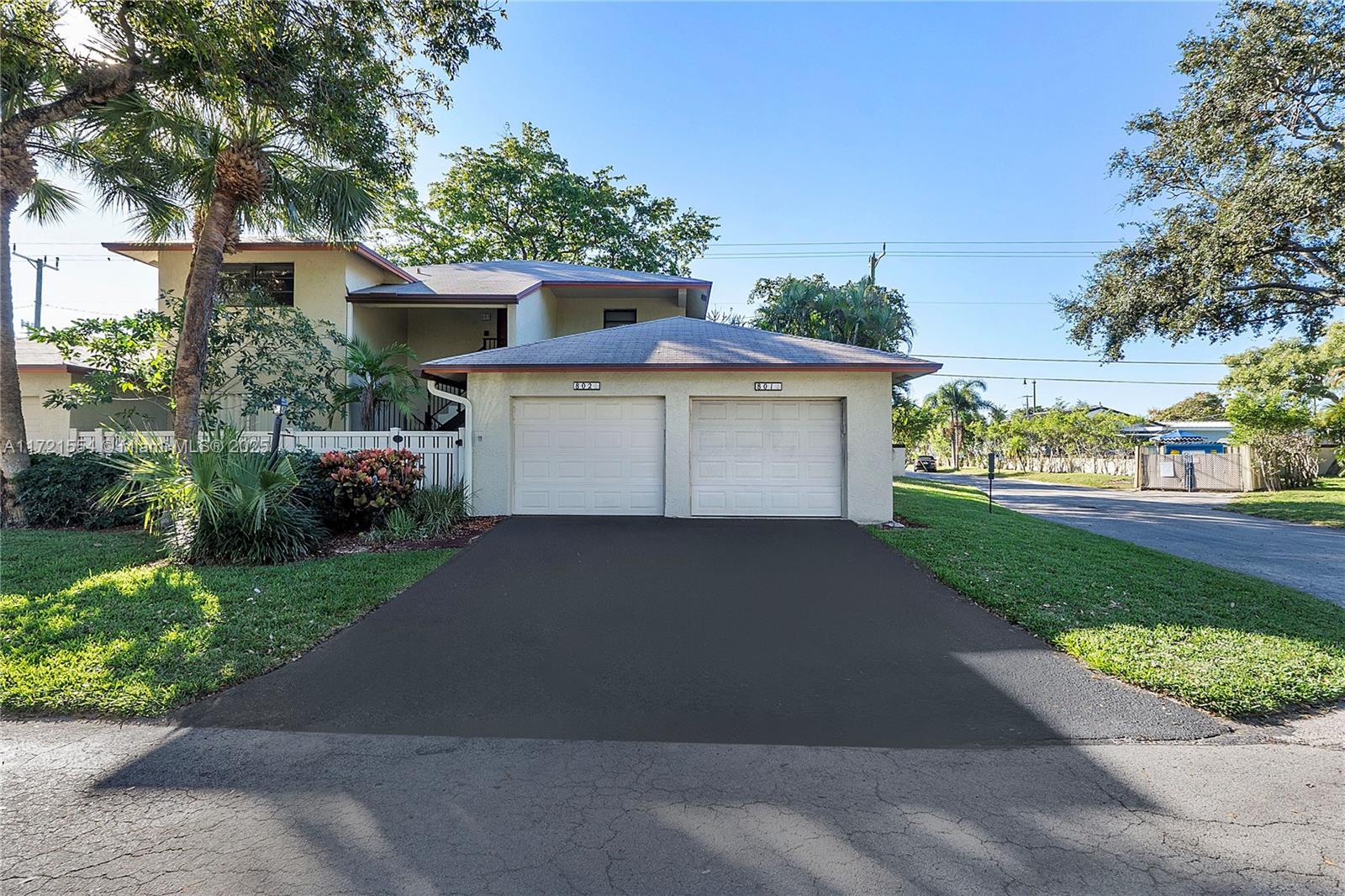 Property for Sale at 1750 Ne 39th Ct 801, Pompano Beach, Broward County, Florida - Bedrooms: 2 
Bathrooms: 2  - $275,000