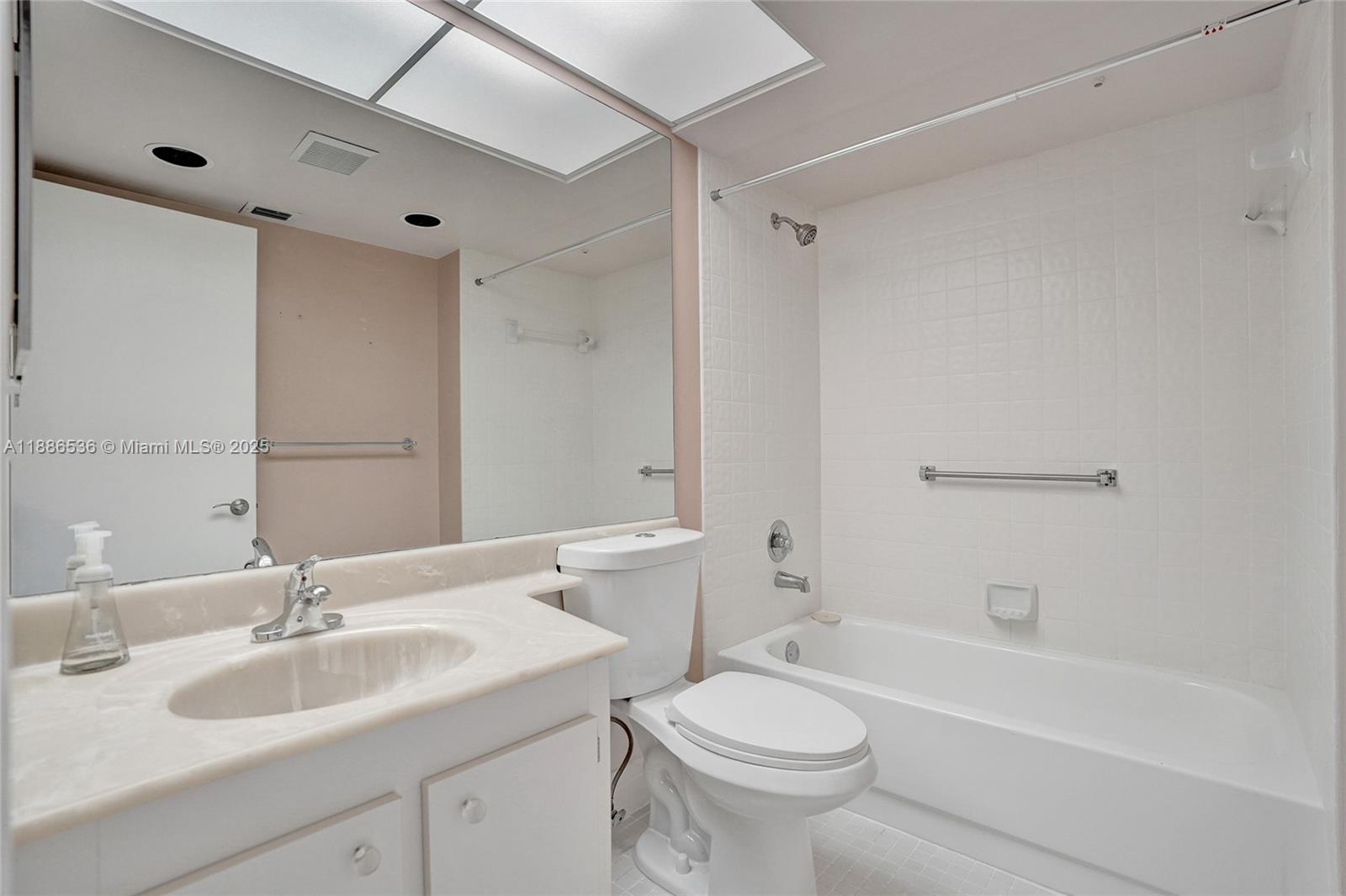 BUCKINGHAM EAST AT CENTUR - Residential