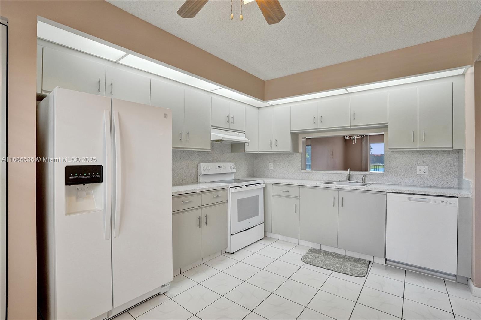BUCKINGHAM EAST AT CENTUR - Residential