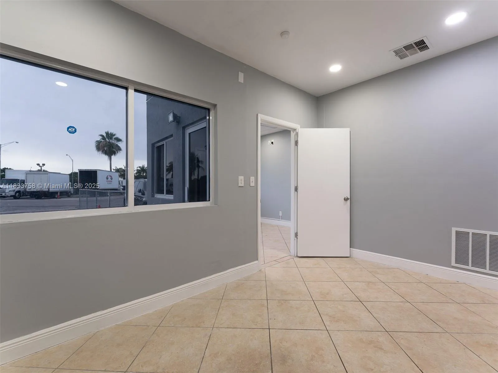 Opa Locka, Florida 33054, United States, ,Commercial,Active,165294