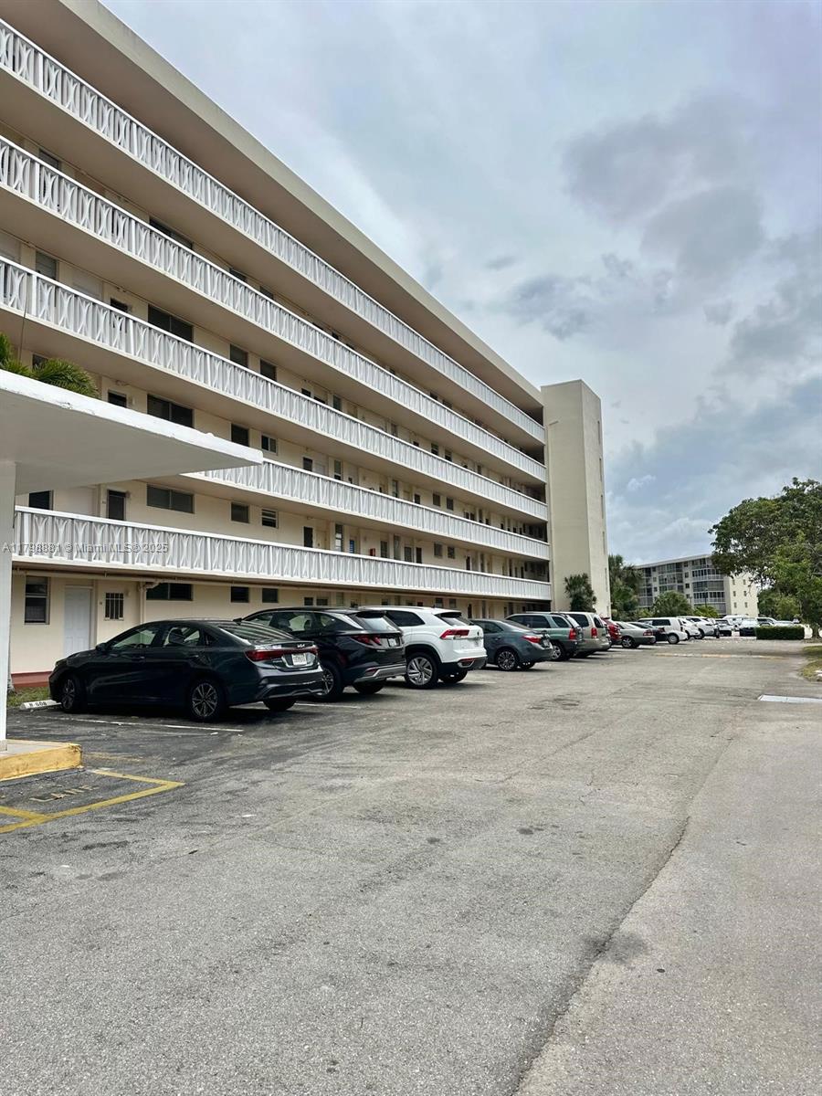 Rental Property at 2920 Point East Dr N408, Aventura, Miami-Dade County, Florida - Bedrooms: 2 
Bathrooms: 2  - $2,600 MO.