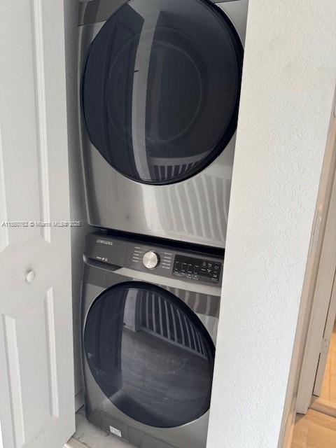 VIA VENTURA NEIGHBORHOOD - Residential