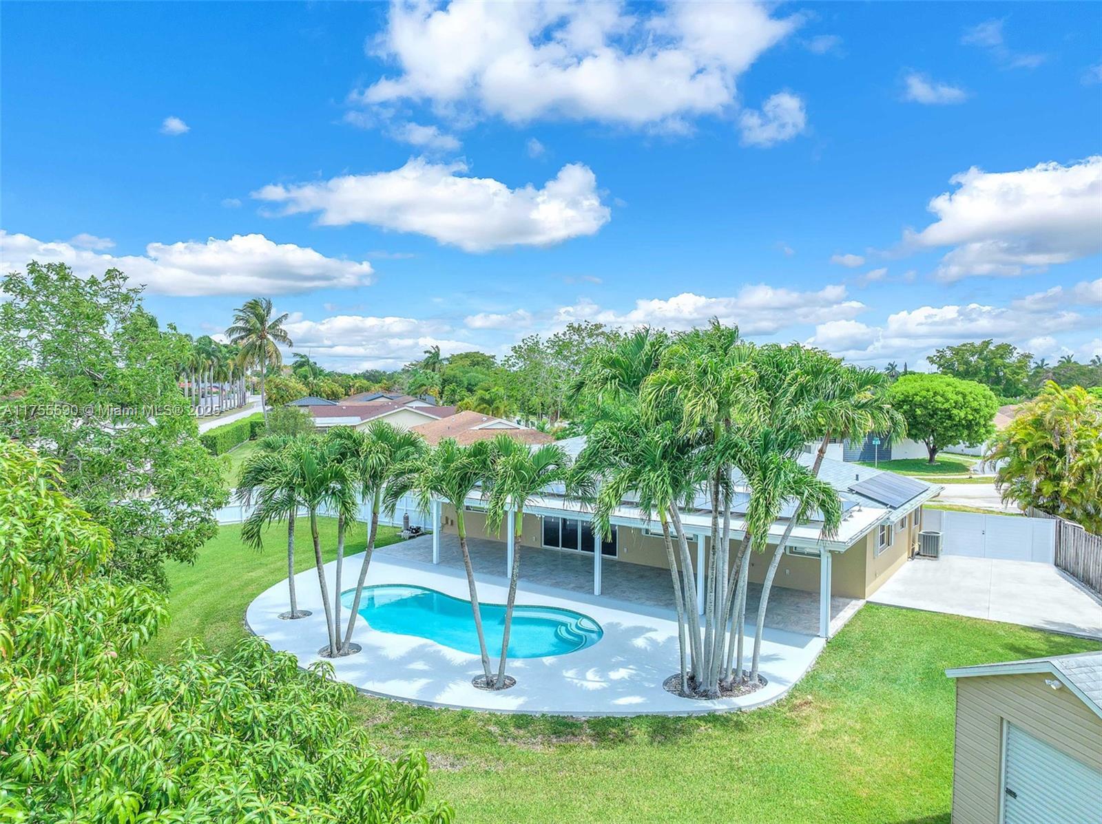 4840 Sw 141 Ave, Miami, Broward County, Florida - 5 Bedrooms  
3 Bathrooms - 