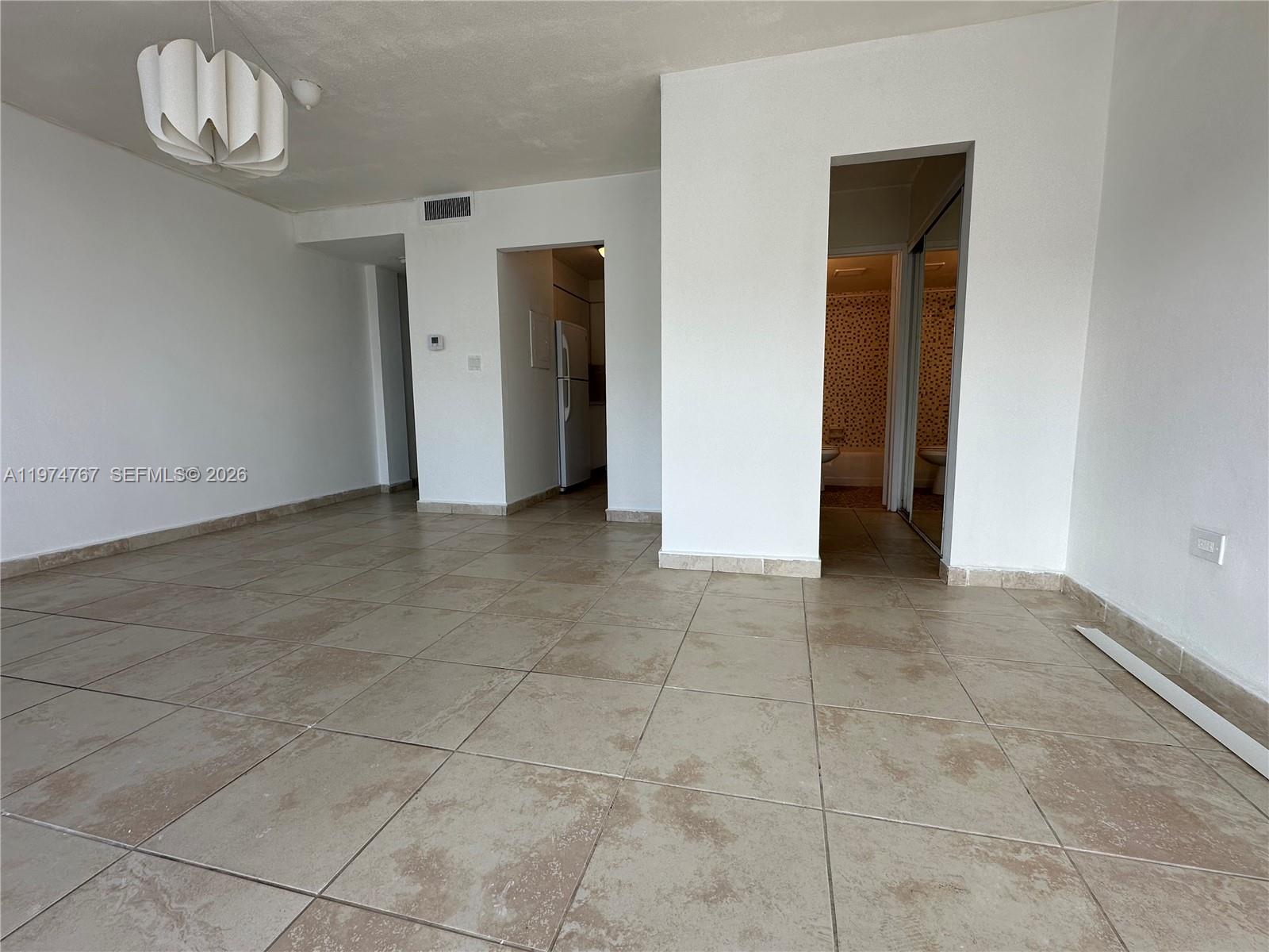 7545 E Treasure Dr 9I