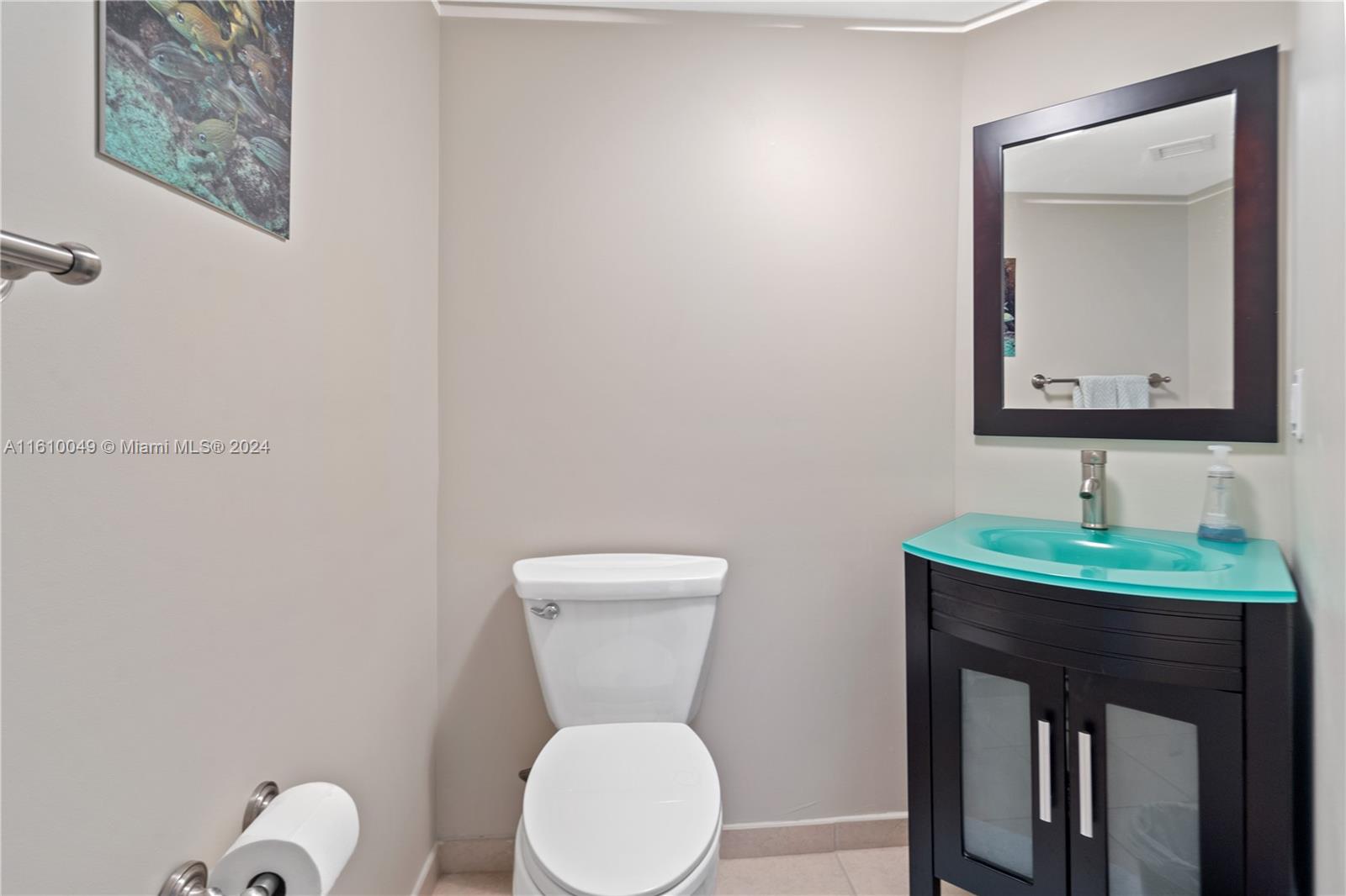 LA PERLA CONDO - Residential Lease