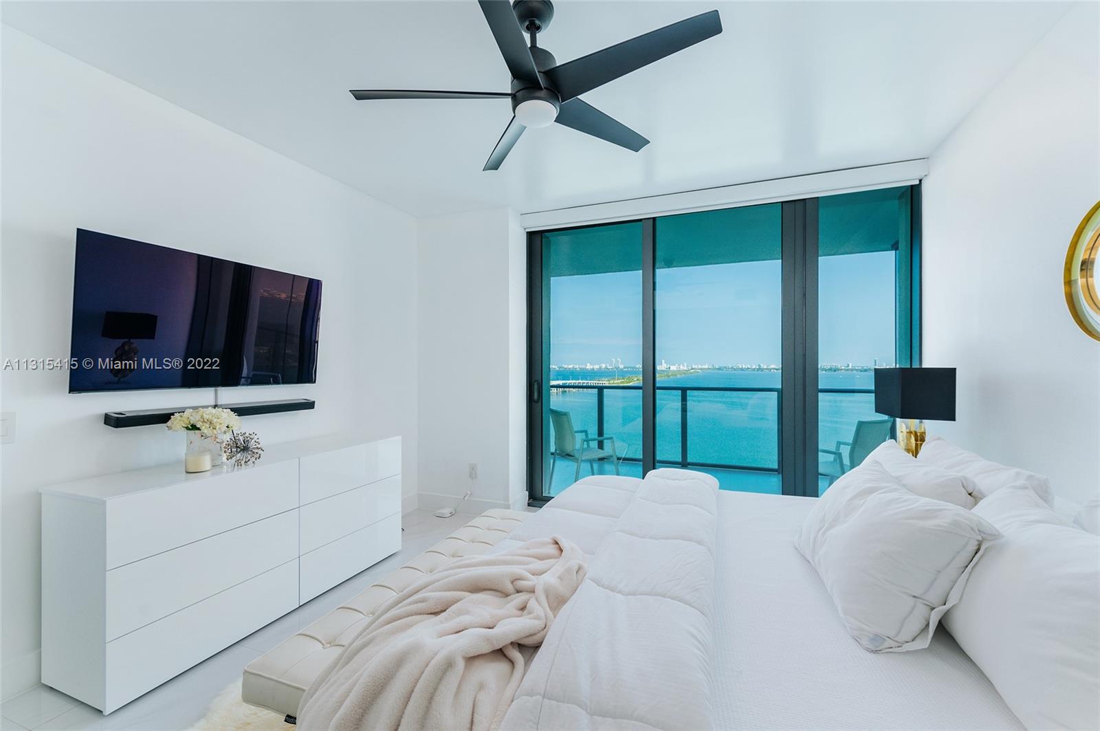 ONE PARAISO CONDO - Residential