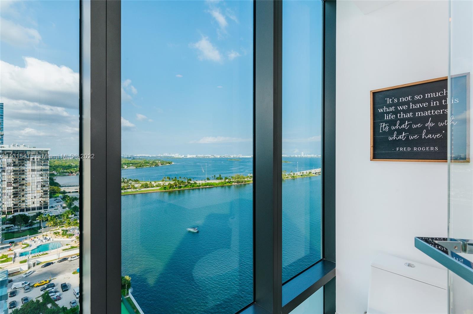 ONE PARAISO CONDO - Residential