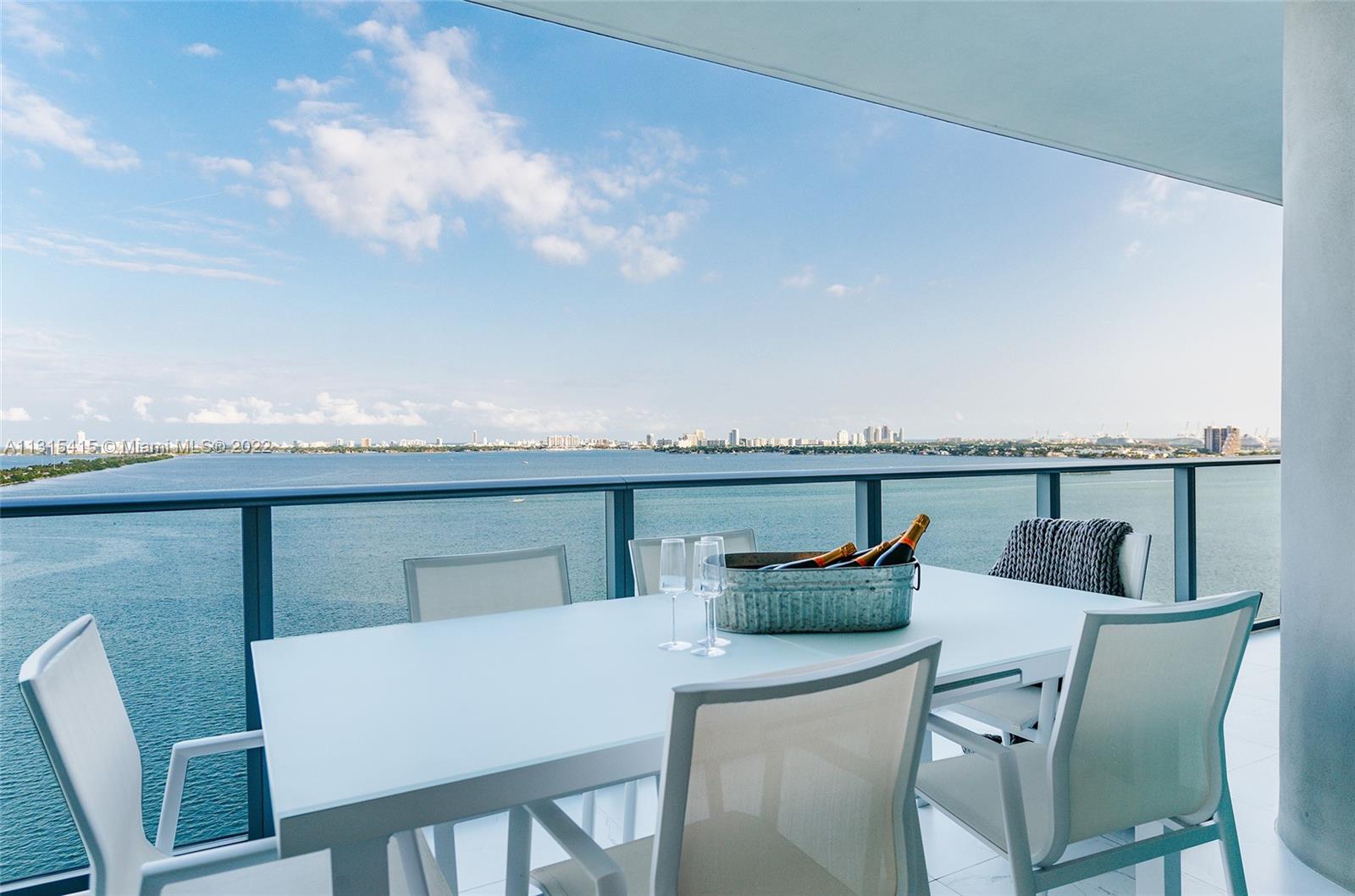 ONE PARAISO CONDO - Residential