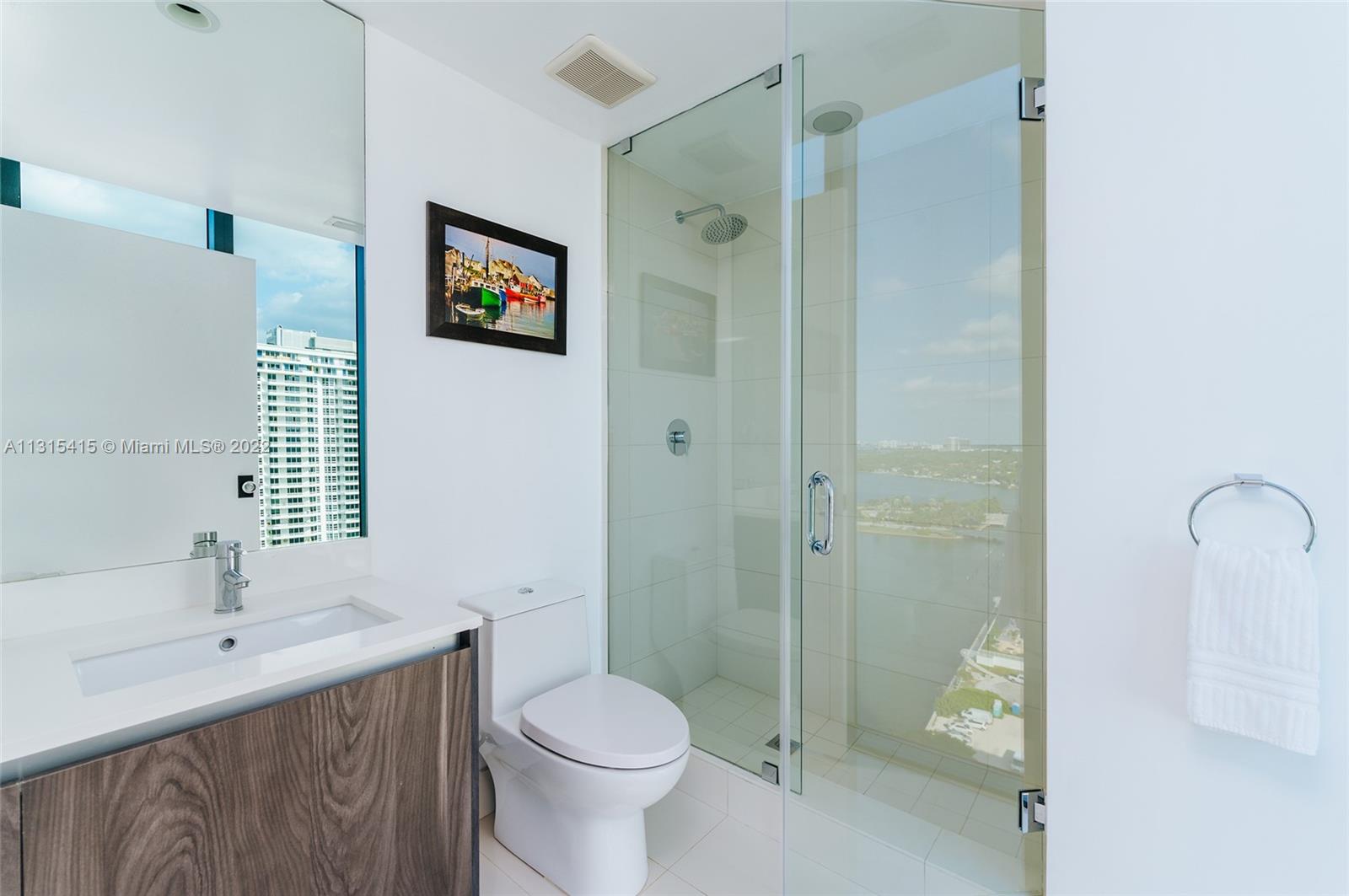 ONE PARAISO CONDO - Residential