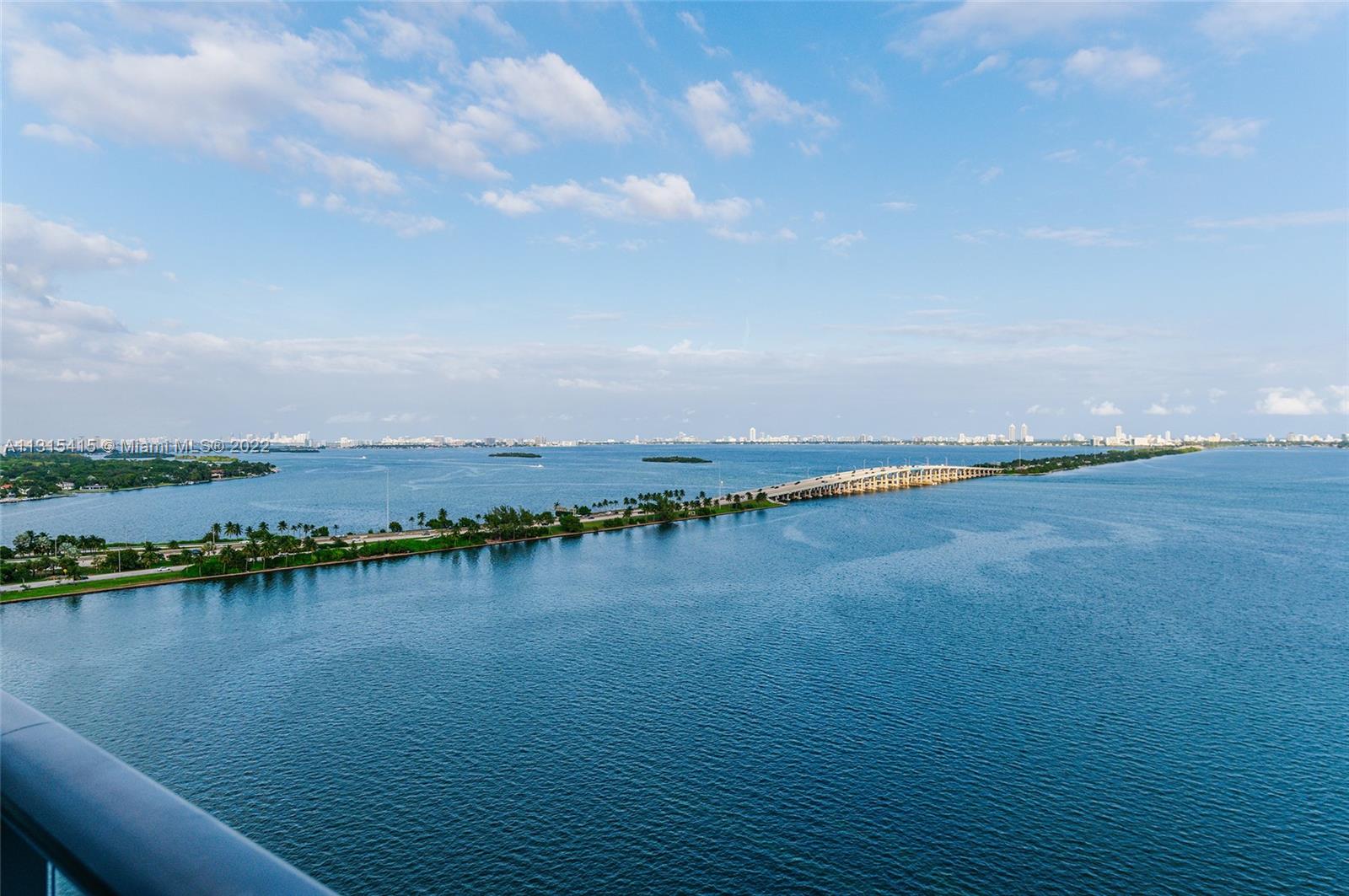 ONE PARAISO CONDO - Residential