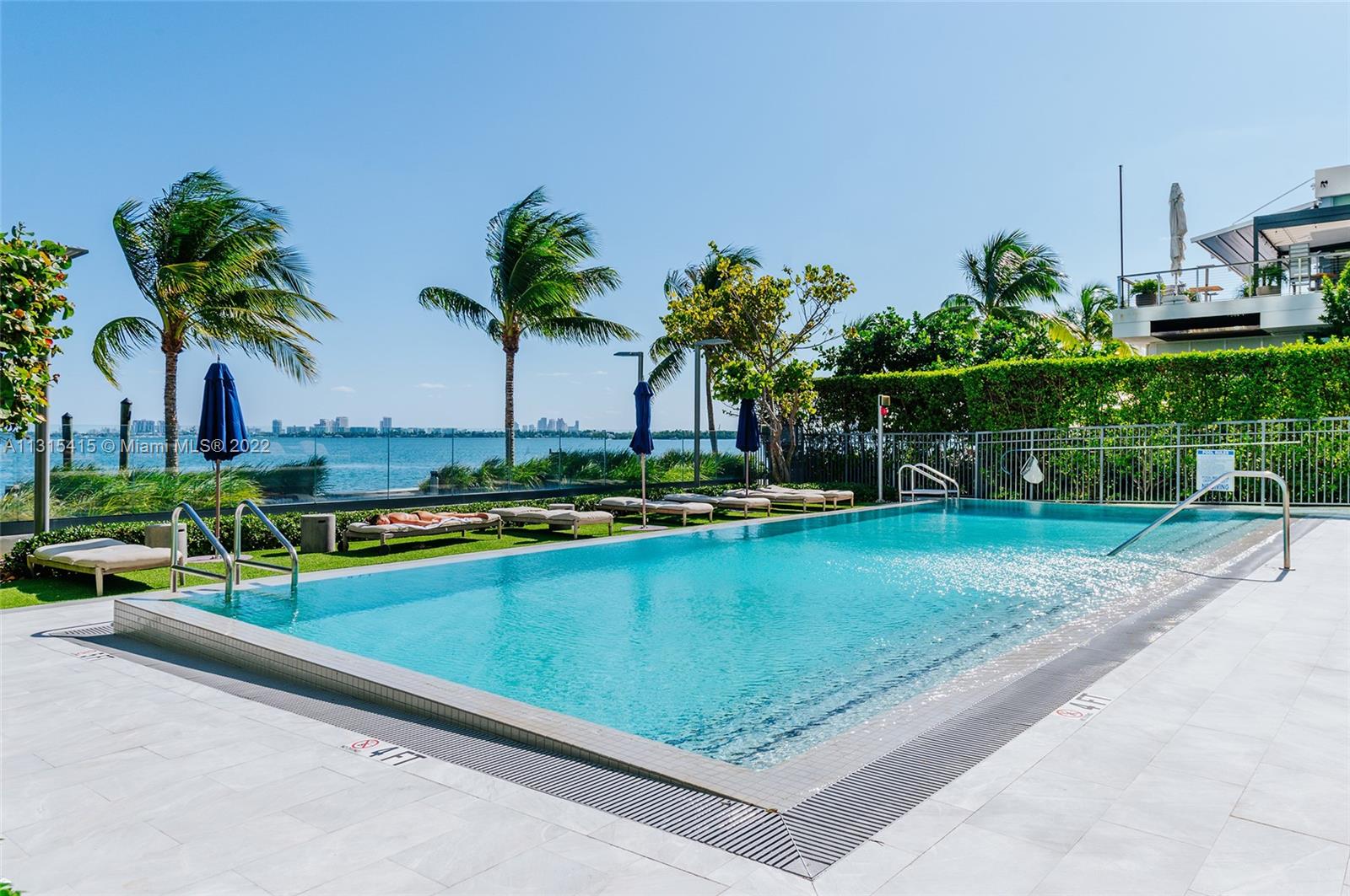 ONE PARAISO CONDO - Residential