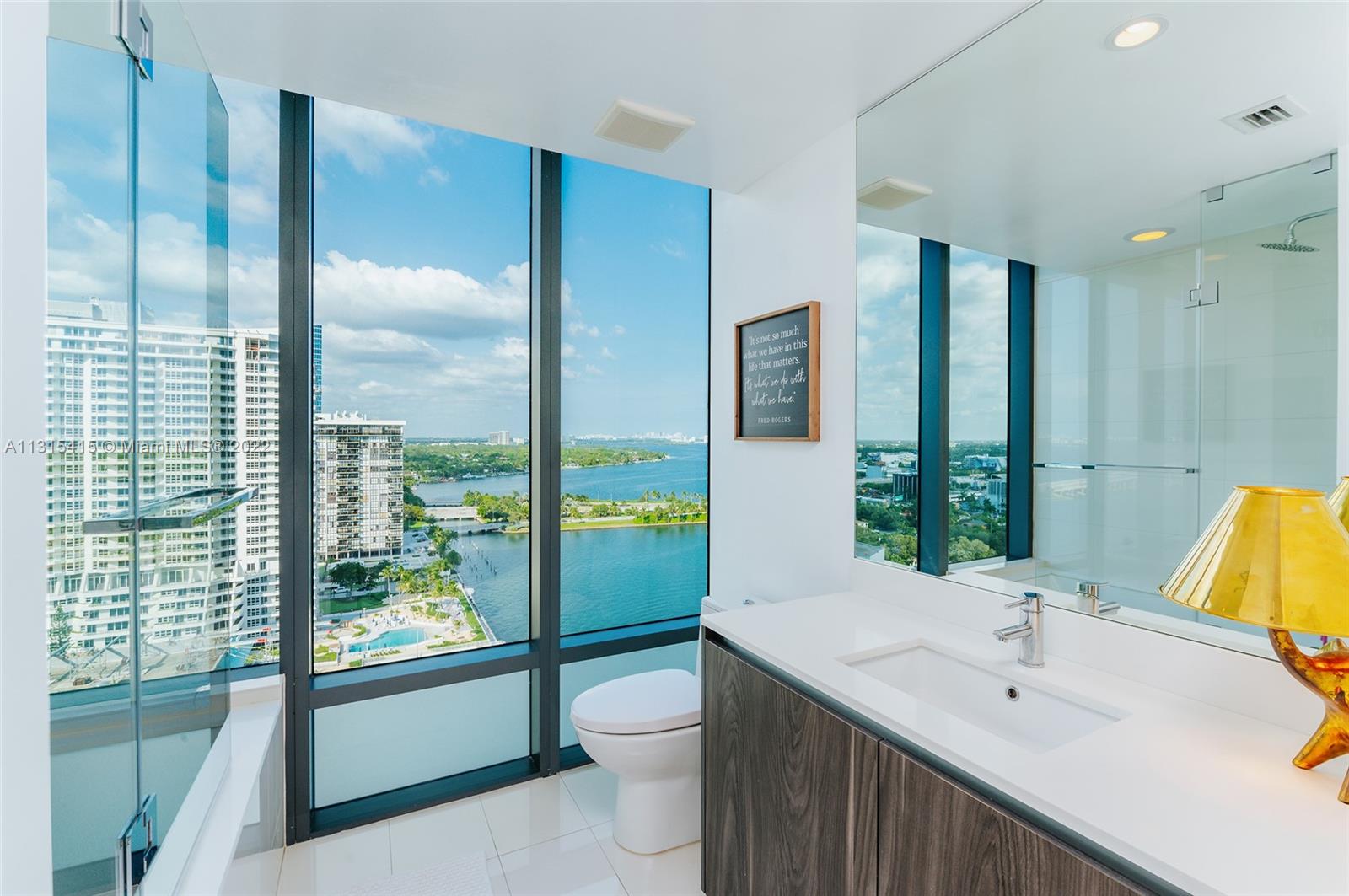 ONE PARAISO CONDO - Residential