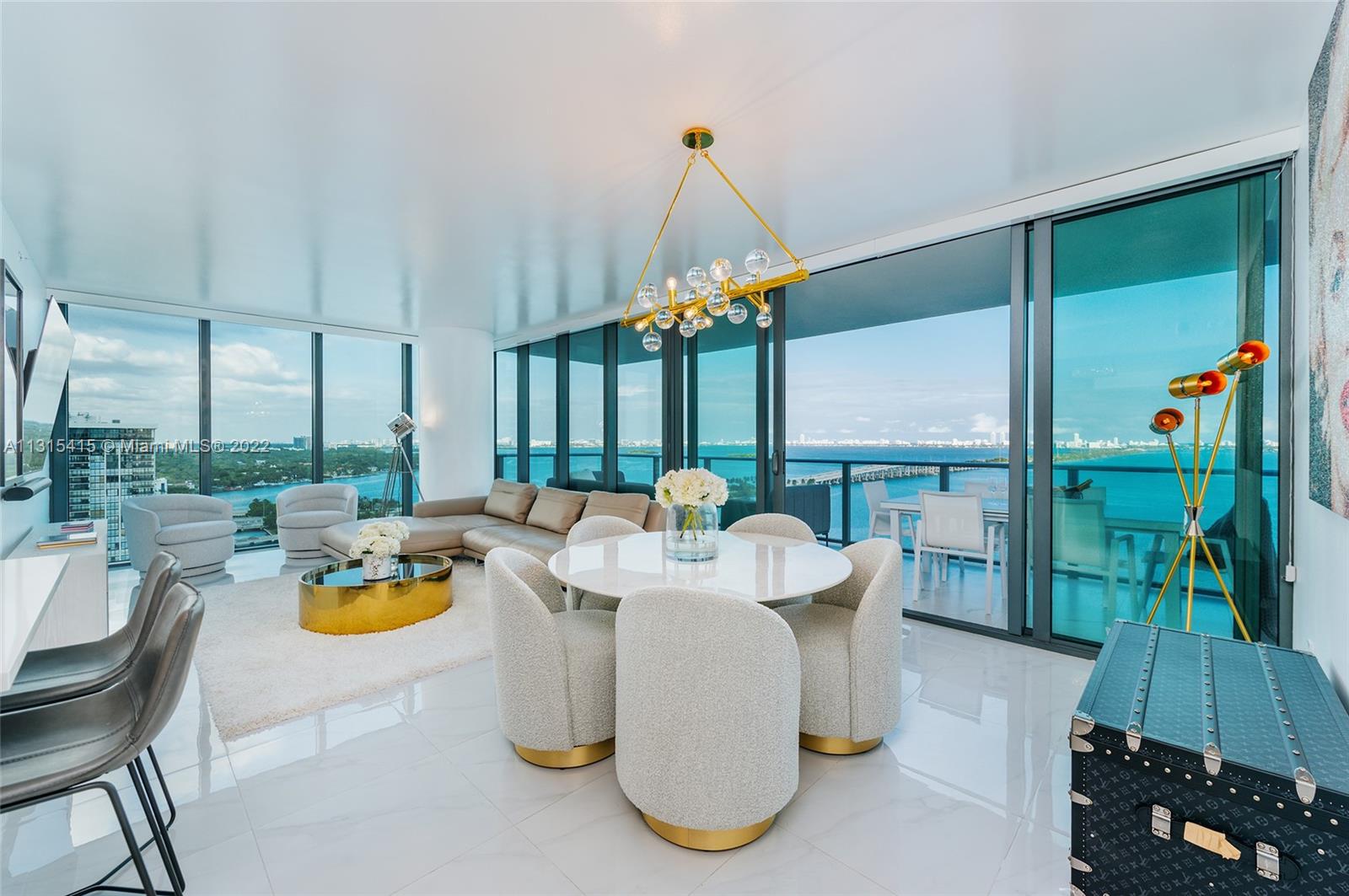 ONE PARAISO CONDO - Residential