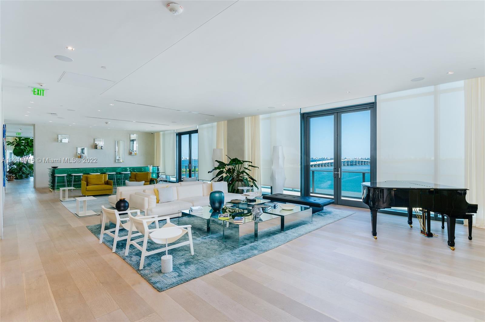 ONE PARAISO CONDO - Residential