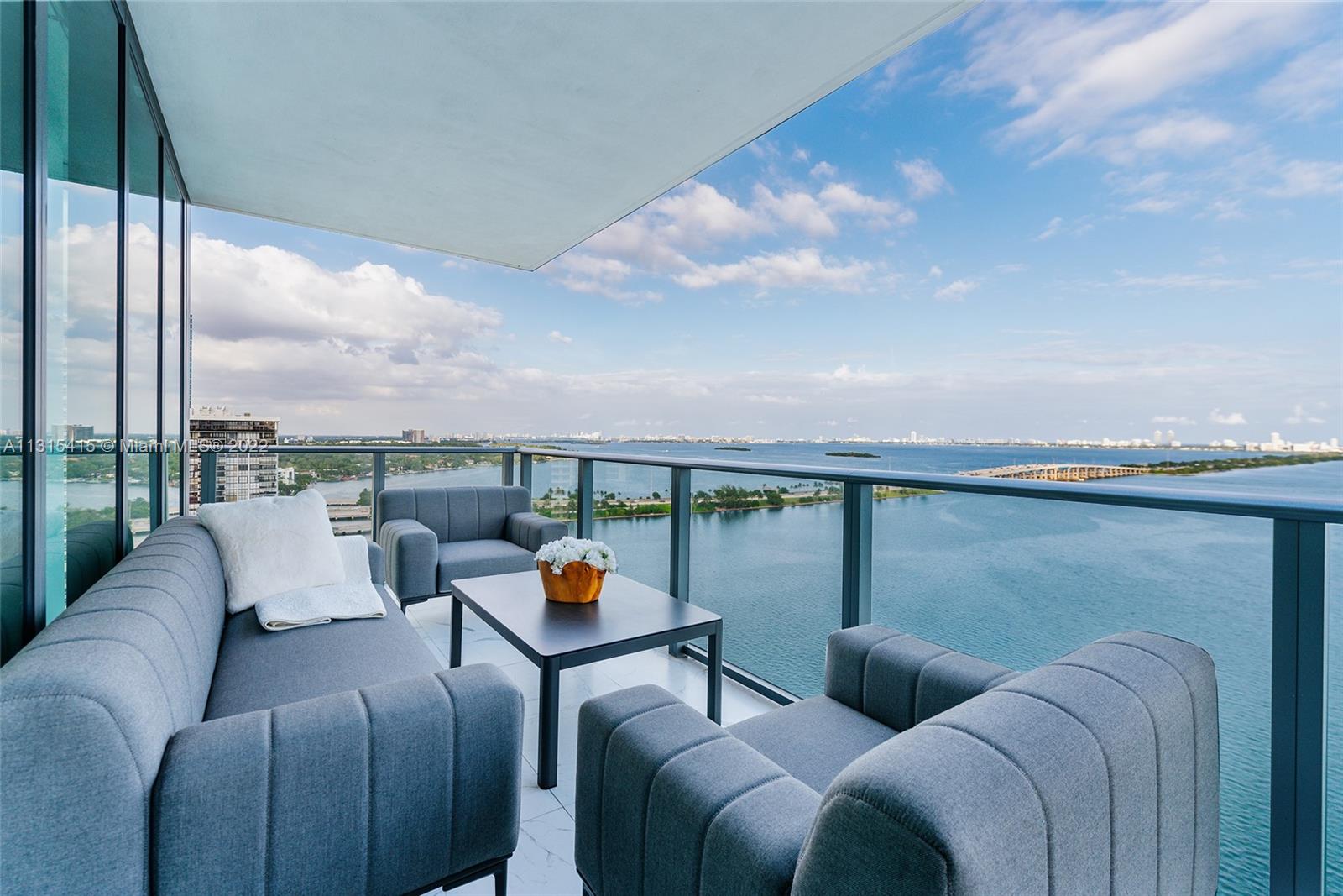 ONE PARAISO CONDO - Residential