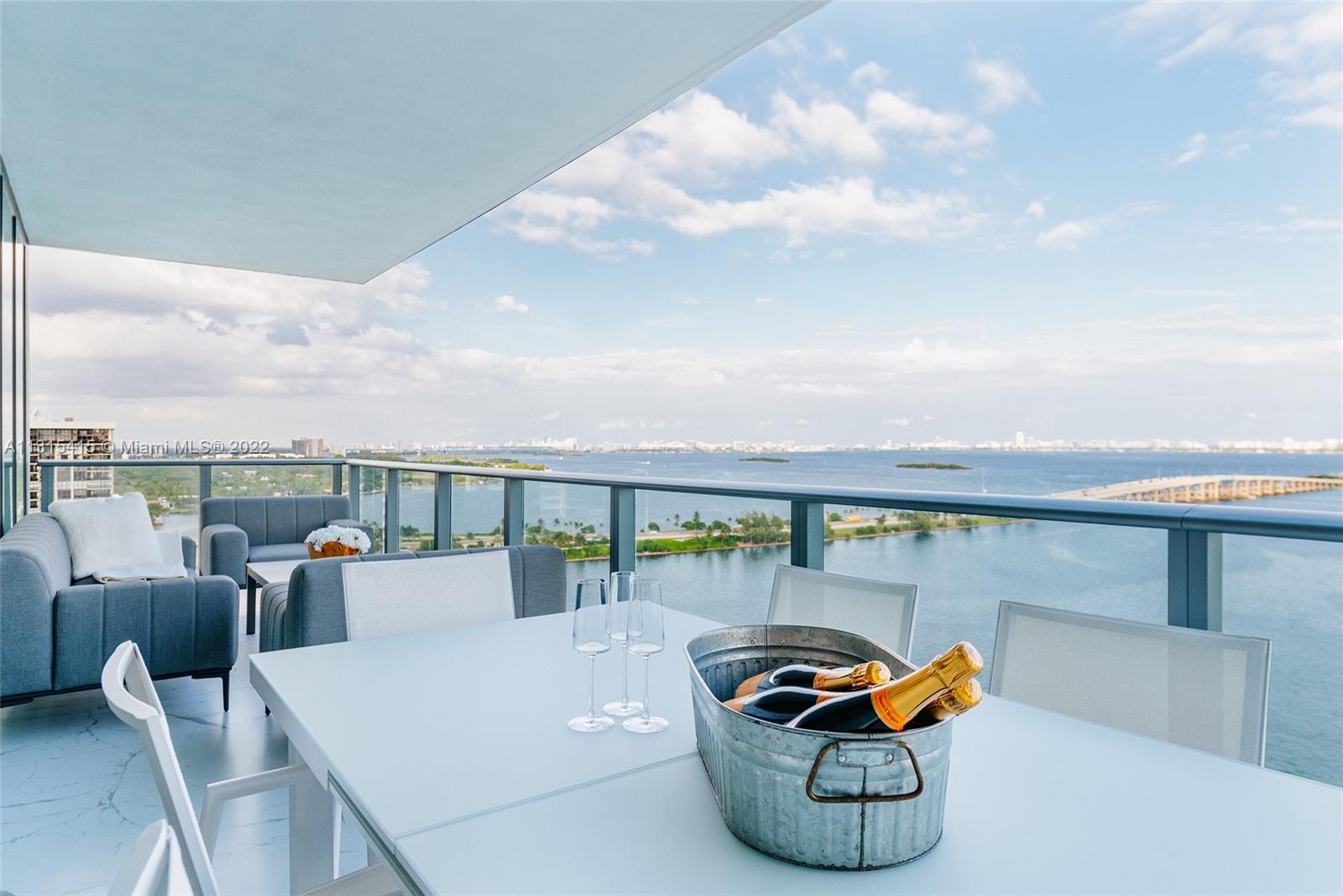 ONE PARAISO CONDO - Residential