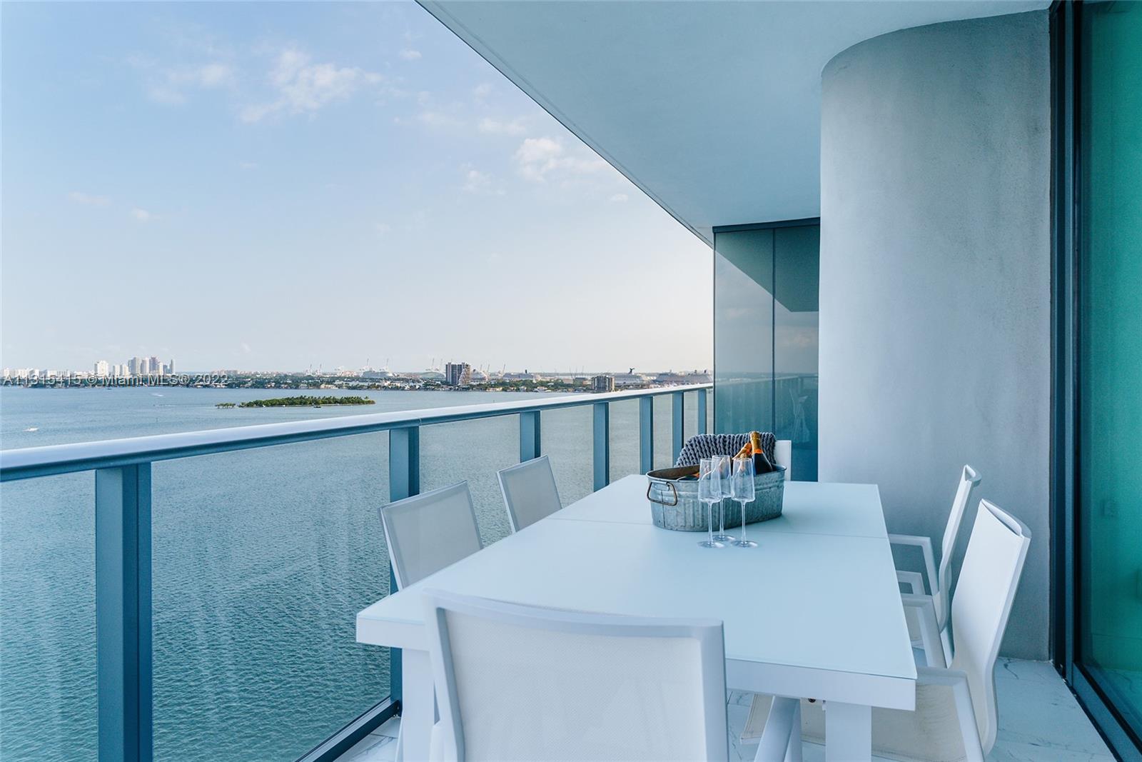 ONE PARAISO CONDO - Residential