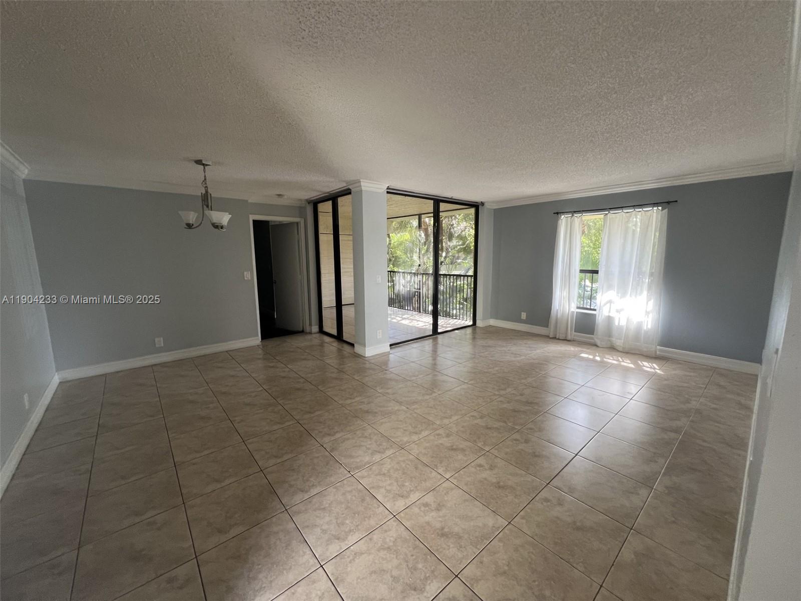 2527 NW 49th Ter 723