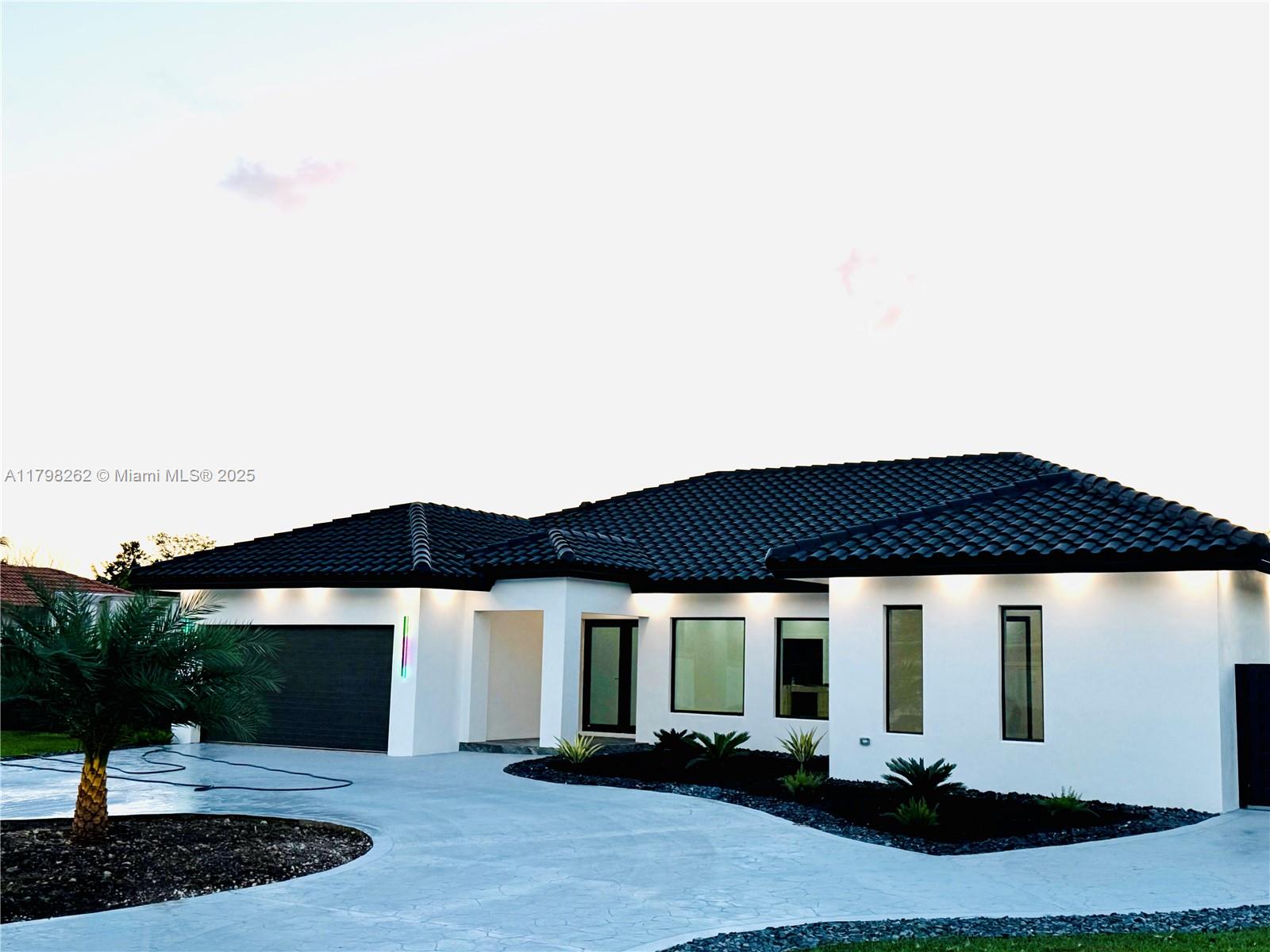 Property for Sale at 19614 Sw 133rd Ct, Miami, Broward County, Florida - Bedrooms: 5 
Bathrooms: 3  - $1,140,000