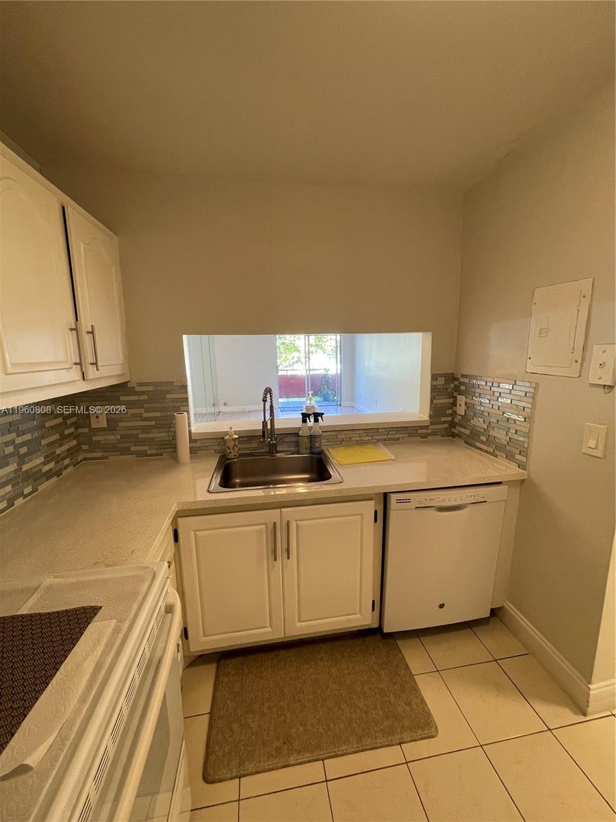 GOLDEN TERRACE CONDO - Residential