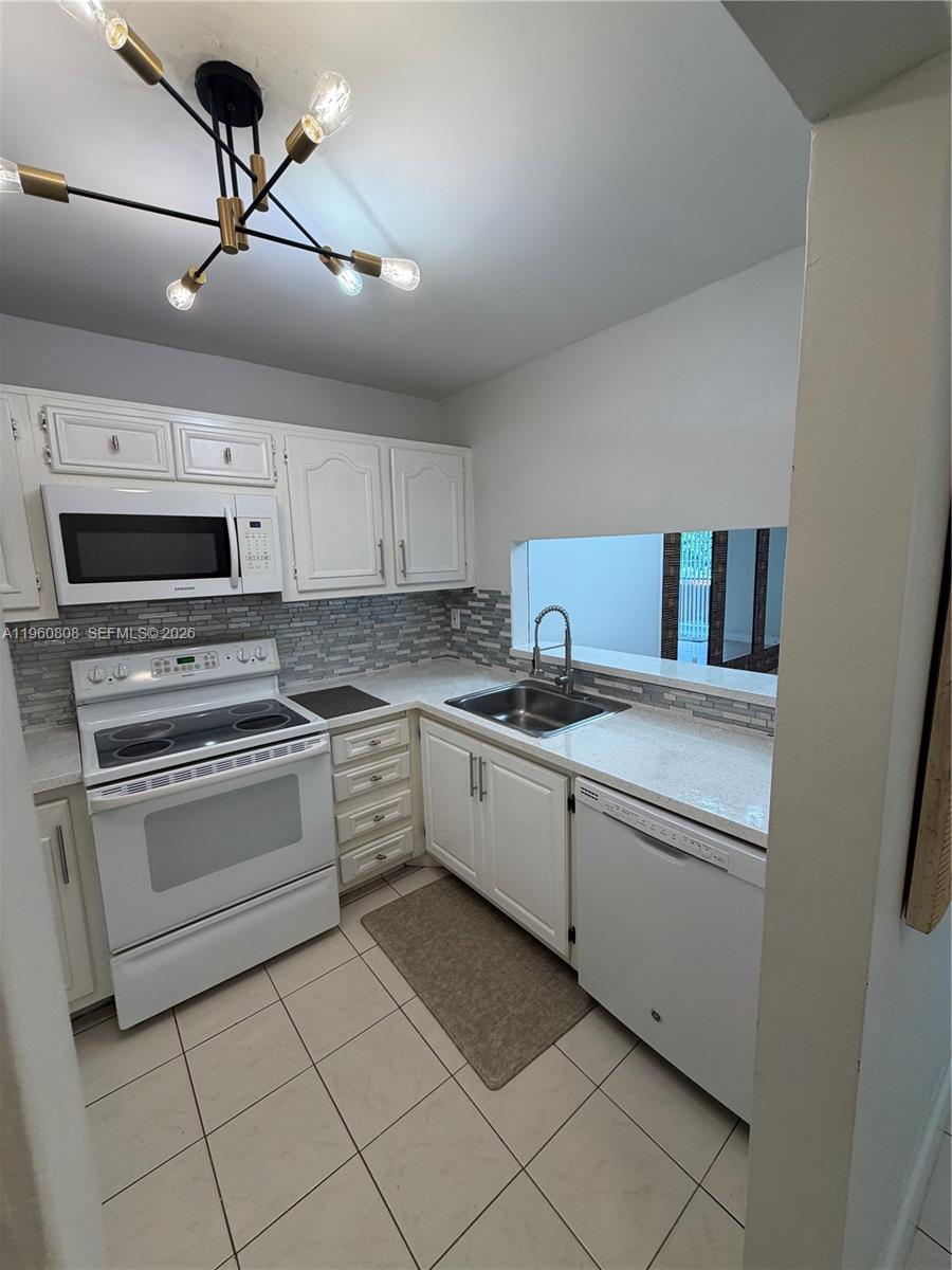 GOLDEN TERRACE CONDO - Residential