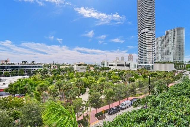 THE FLORIDIAN CONDO - Residential