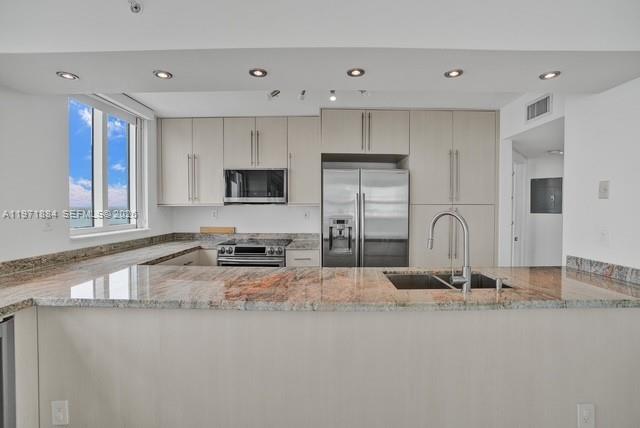 THE FLORIDIAN CONDO - Residential