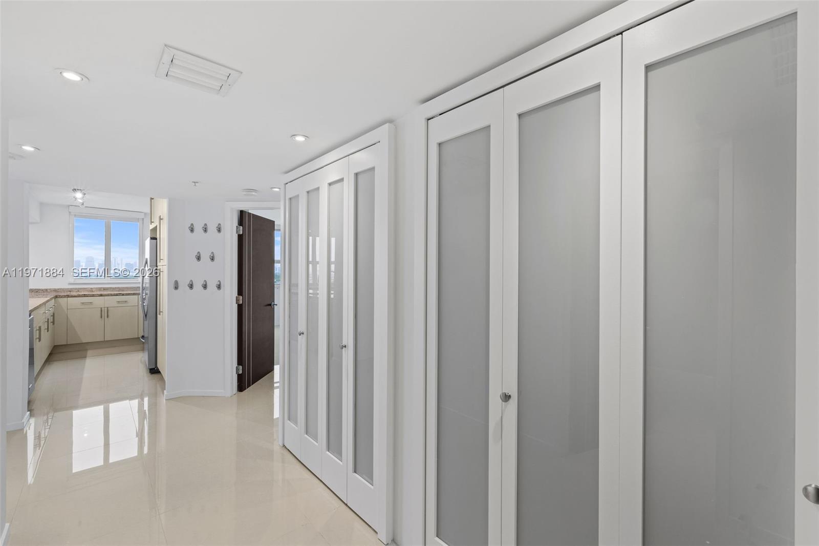 THE FLORIDIAN CONDO - Residential