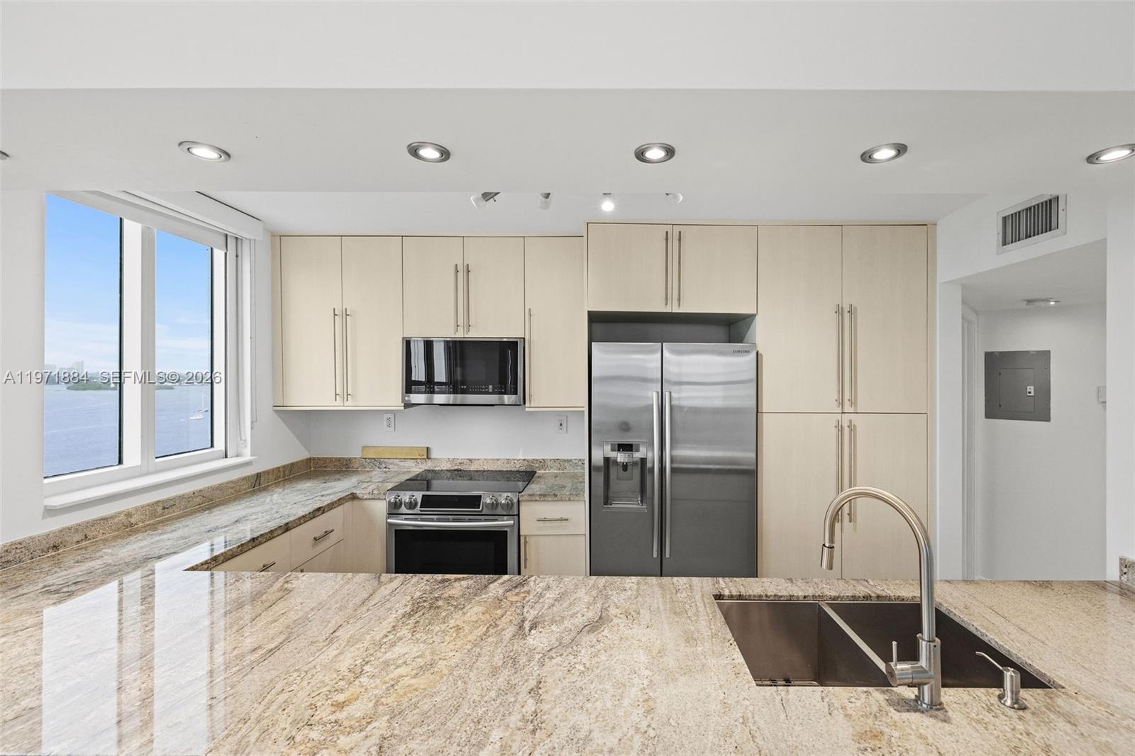 THE FLORIDIAN CONDO - Residential