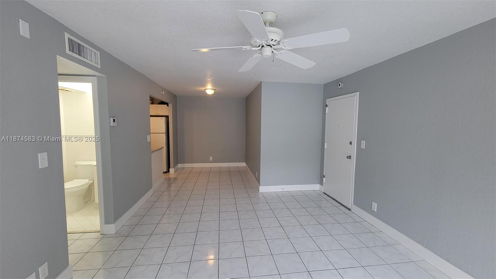 1 Jacaranda Country Club Dr 104