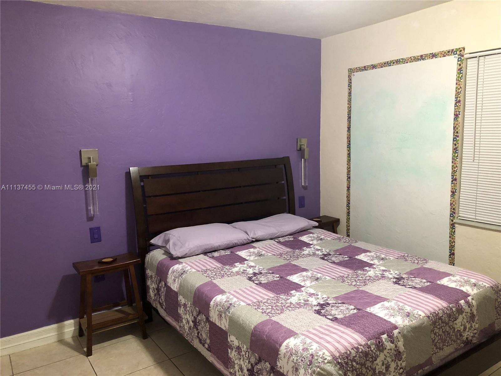 GLENDALE LAWNS REV PLAT - Residential