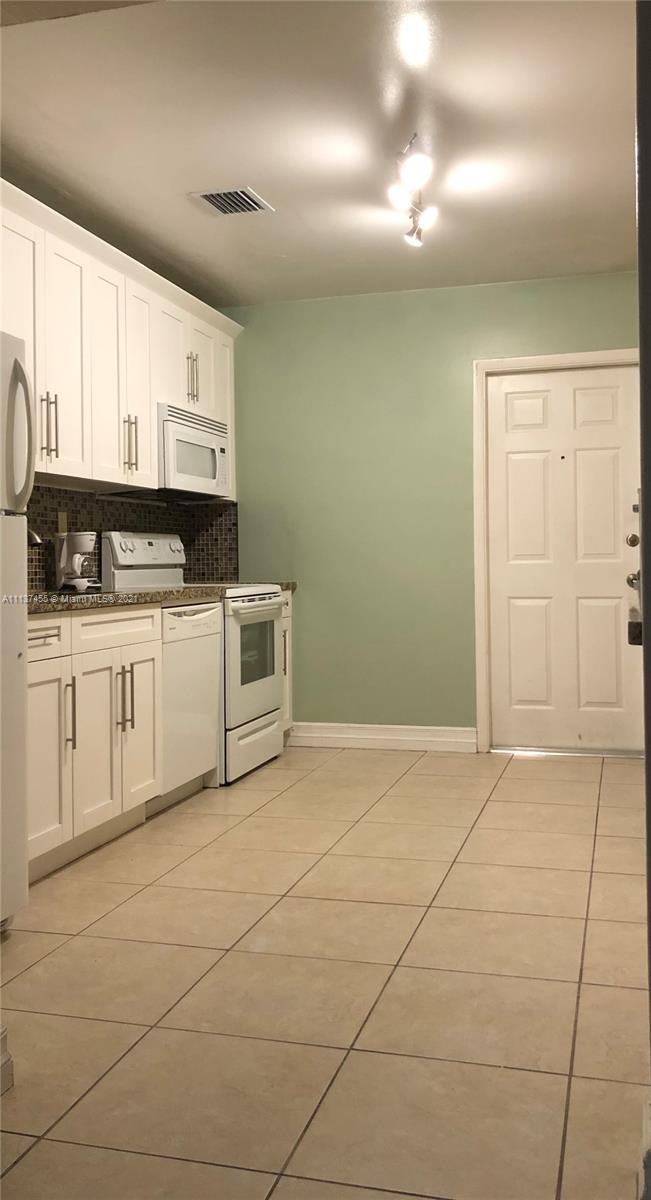 GLENDALE LAWNS REV PLAT - Residential