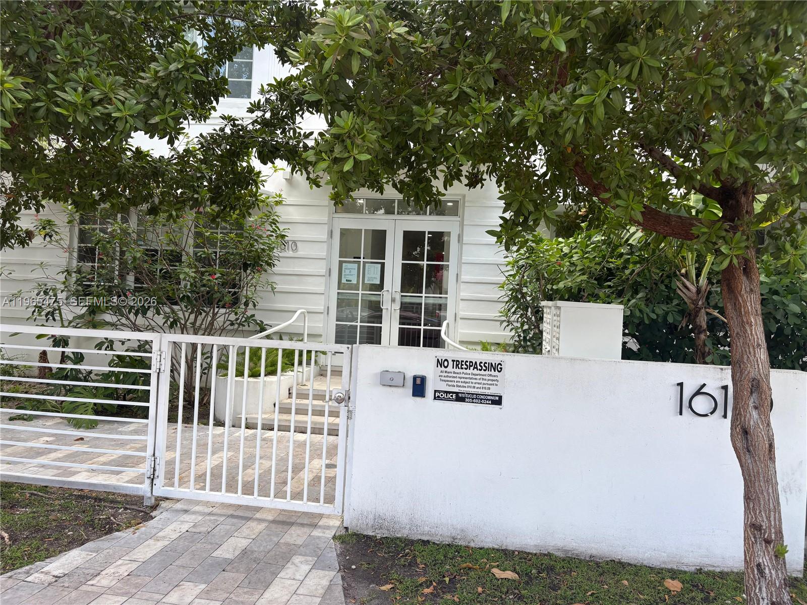 1610 Euclid Ave A105