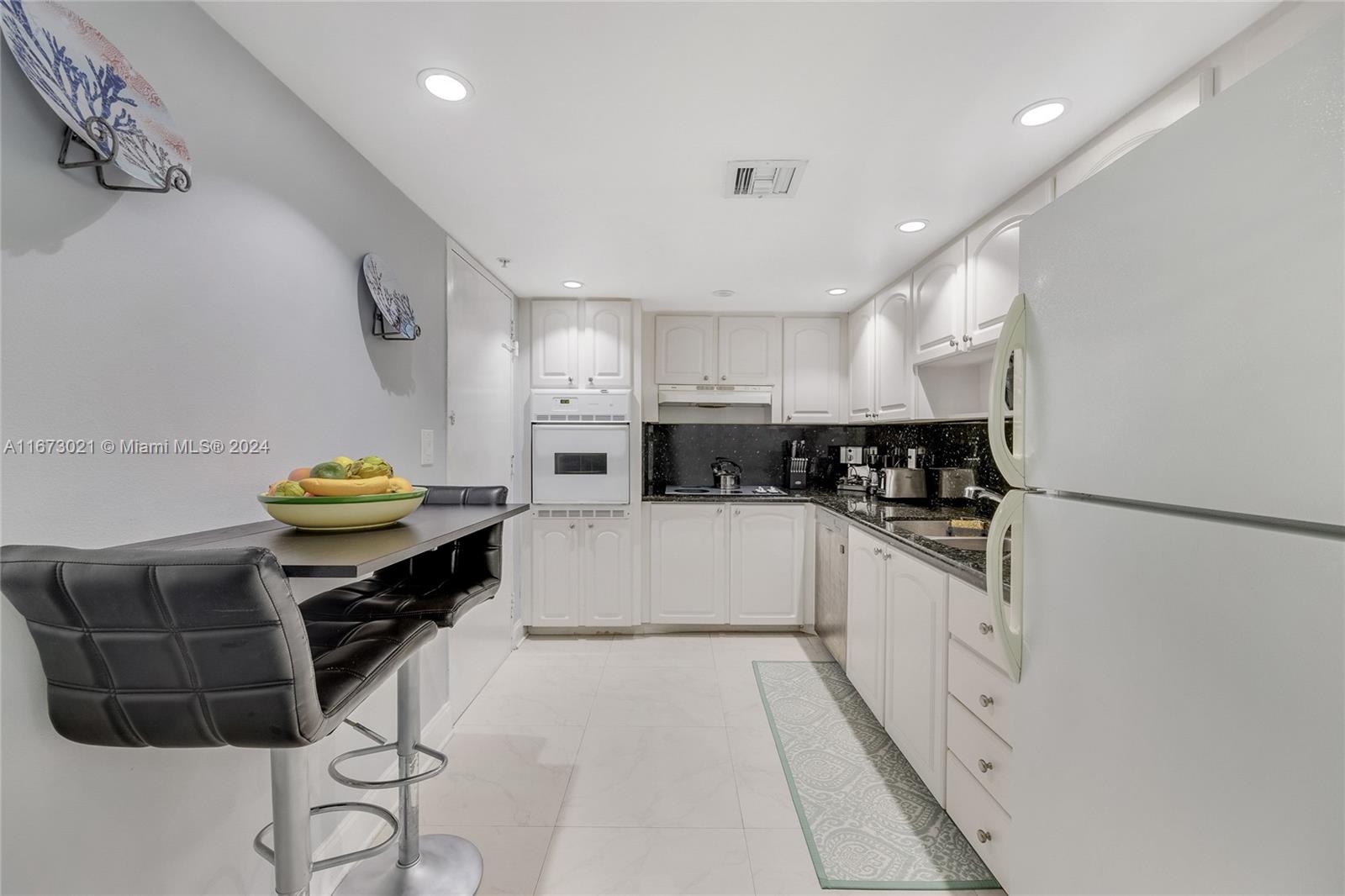 TIDES ON HOLLYWOOD BEACH - Residential