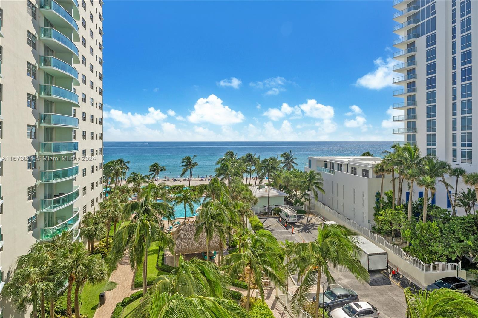 TIDES ON HOLLYWOOD BEACH - Residential