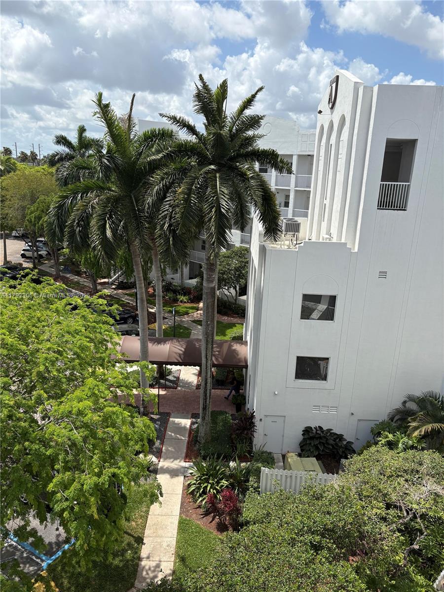 CAPTIVA CONDO A - Residential