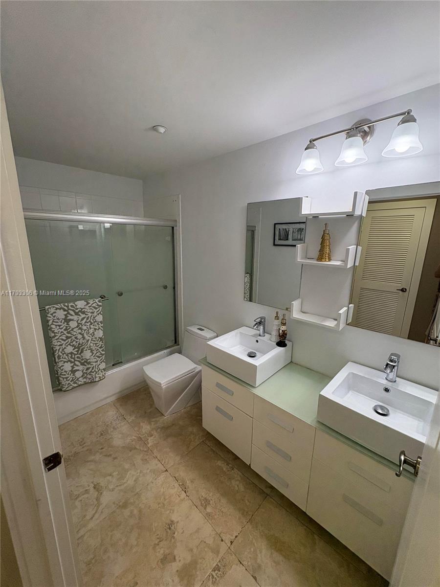 CAPTIVA CONDO A - Residential