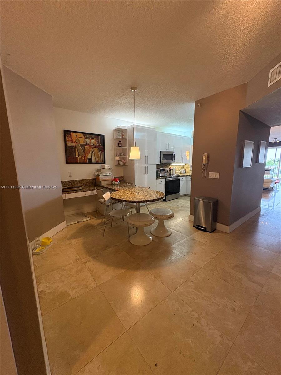 10730 NW 66th St 512