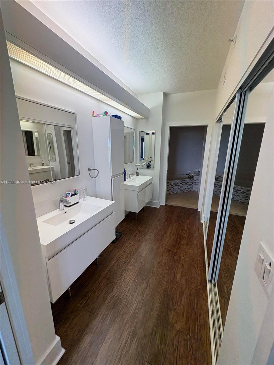 CAPTIVA CONDO A - Residential