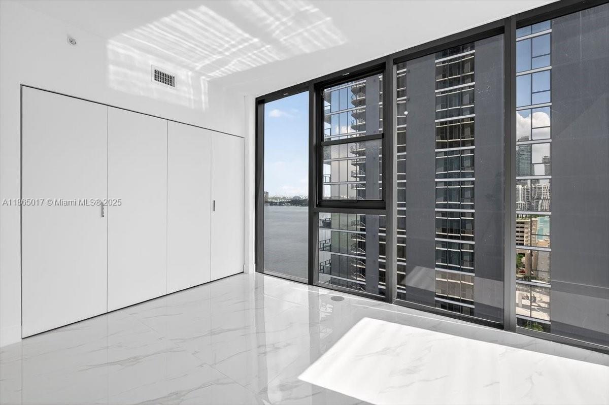 Aria Reserve Miami South - Residential Lease