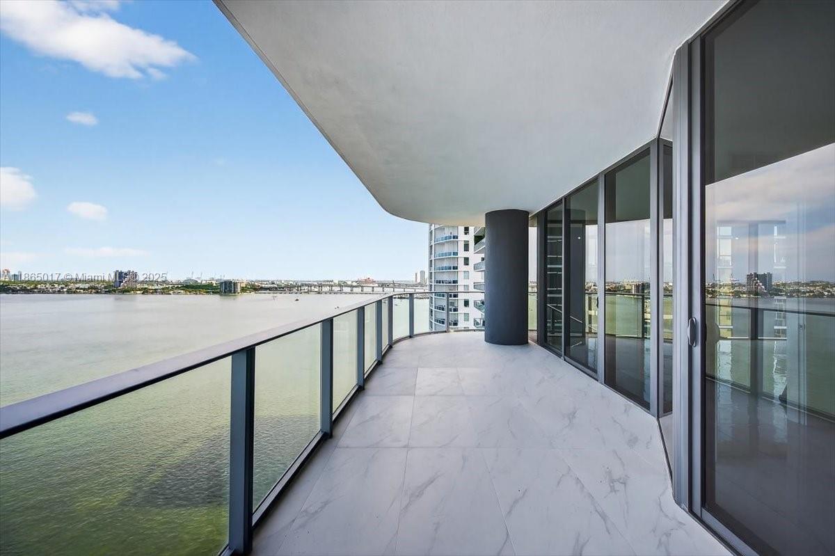 Aria Reserve Miami South - Residential Lease