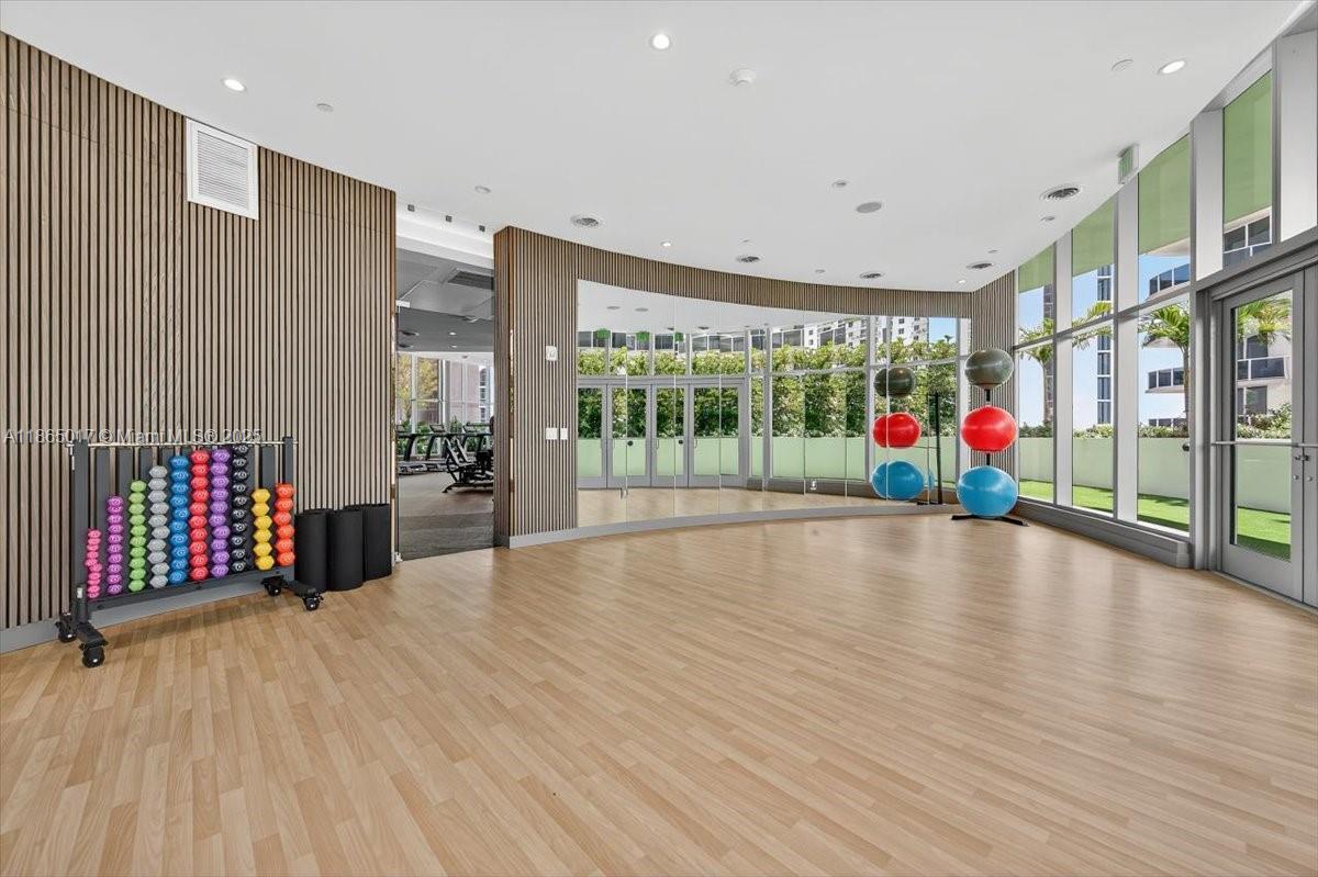 Aria Reserve Miami South - Residential Lease